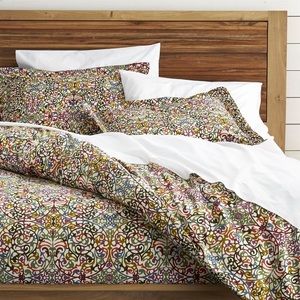 Crate & Barrel Lucia Duvet Cover Full/Queen